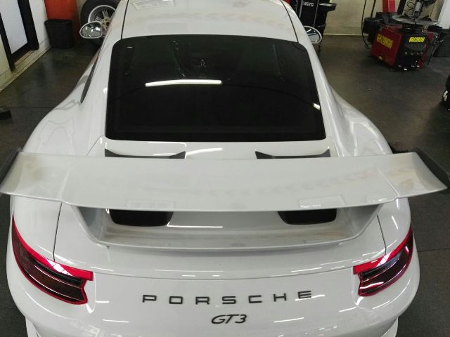 Porsche3.JPG